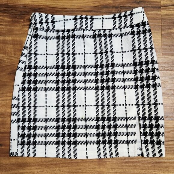 Shein Black and White Prive Split Hem Plaid Skirt Size Small - Picture 1 of 6